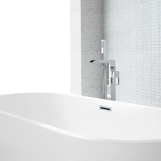 Verona Freestanding Modern Bath - Image 4